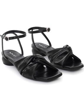 Maguire Mataro Sandal in black size 40 or US 9.5 or 10